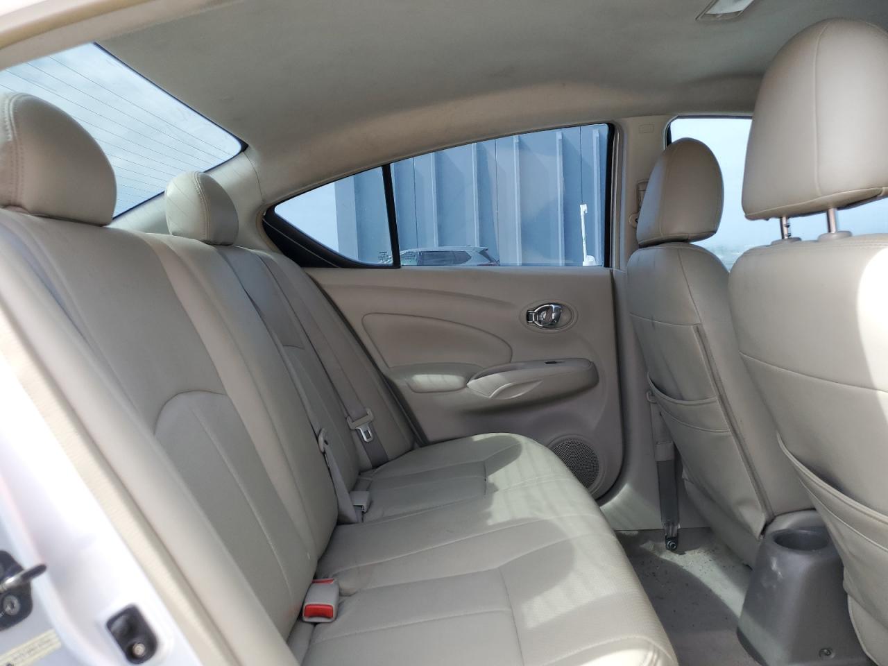 2012 Nissan Versa - Image 10