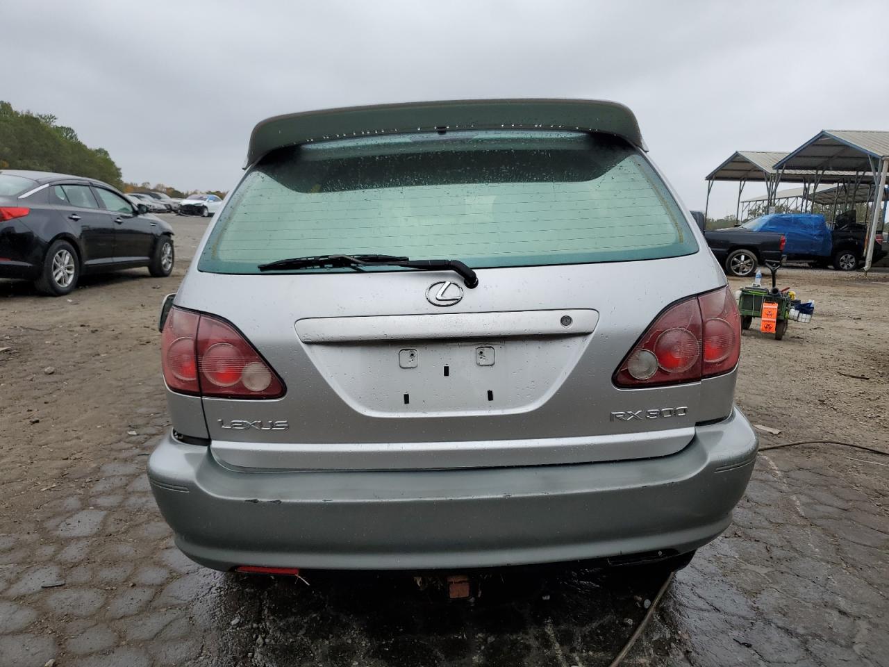 2000 Lexus RX - Image 6