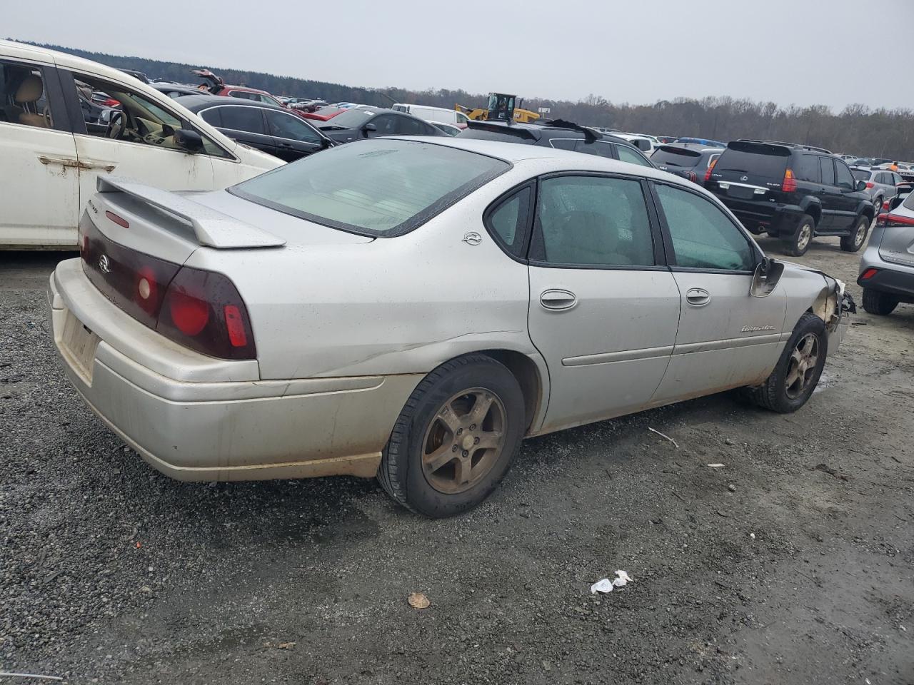 2004 Chevrolet Impala - Image 3
