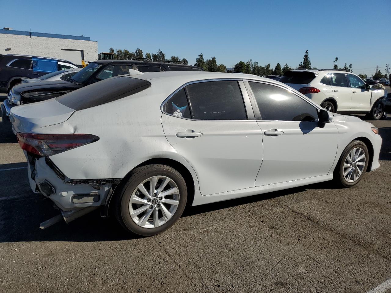 VIN 4T1R11AK1PU096245 2023 TOYOTA CAMRY no.3