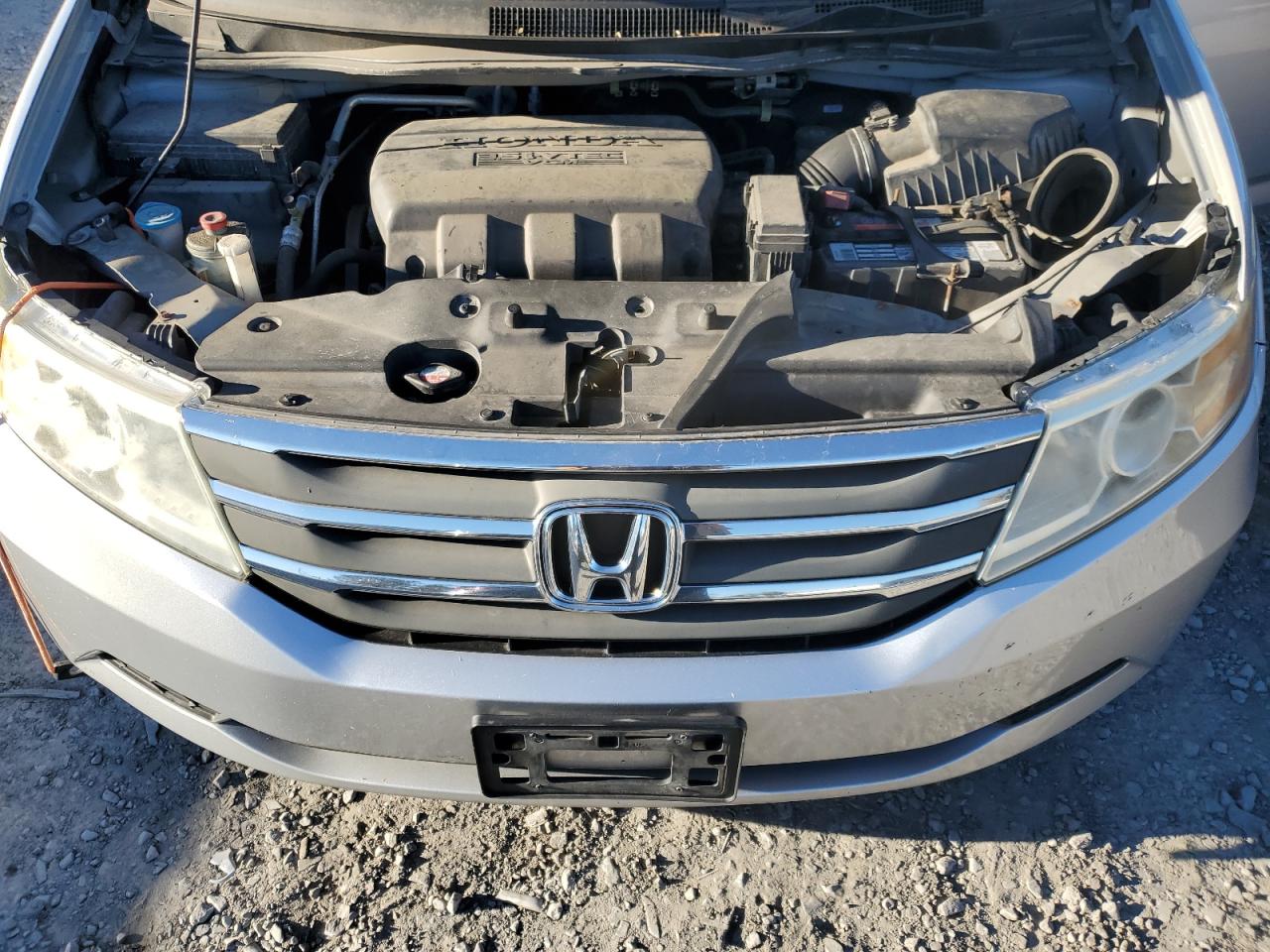 2011 Honda Odyssey - Image 12