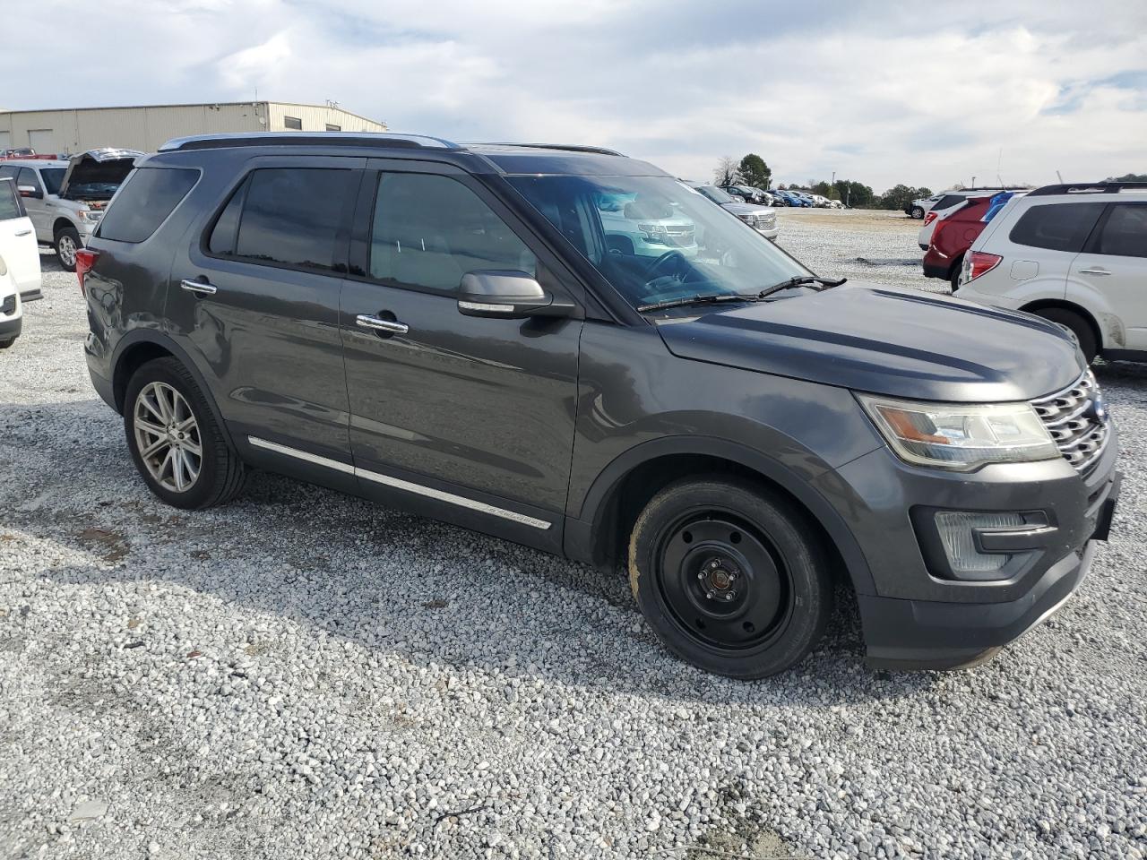 2016 Ford Explorer - Image 4