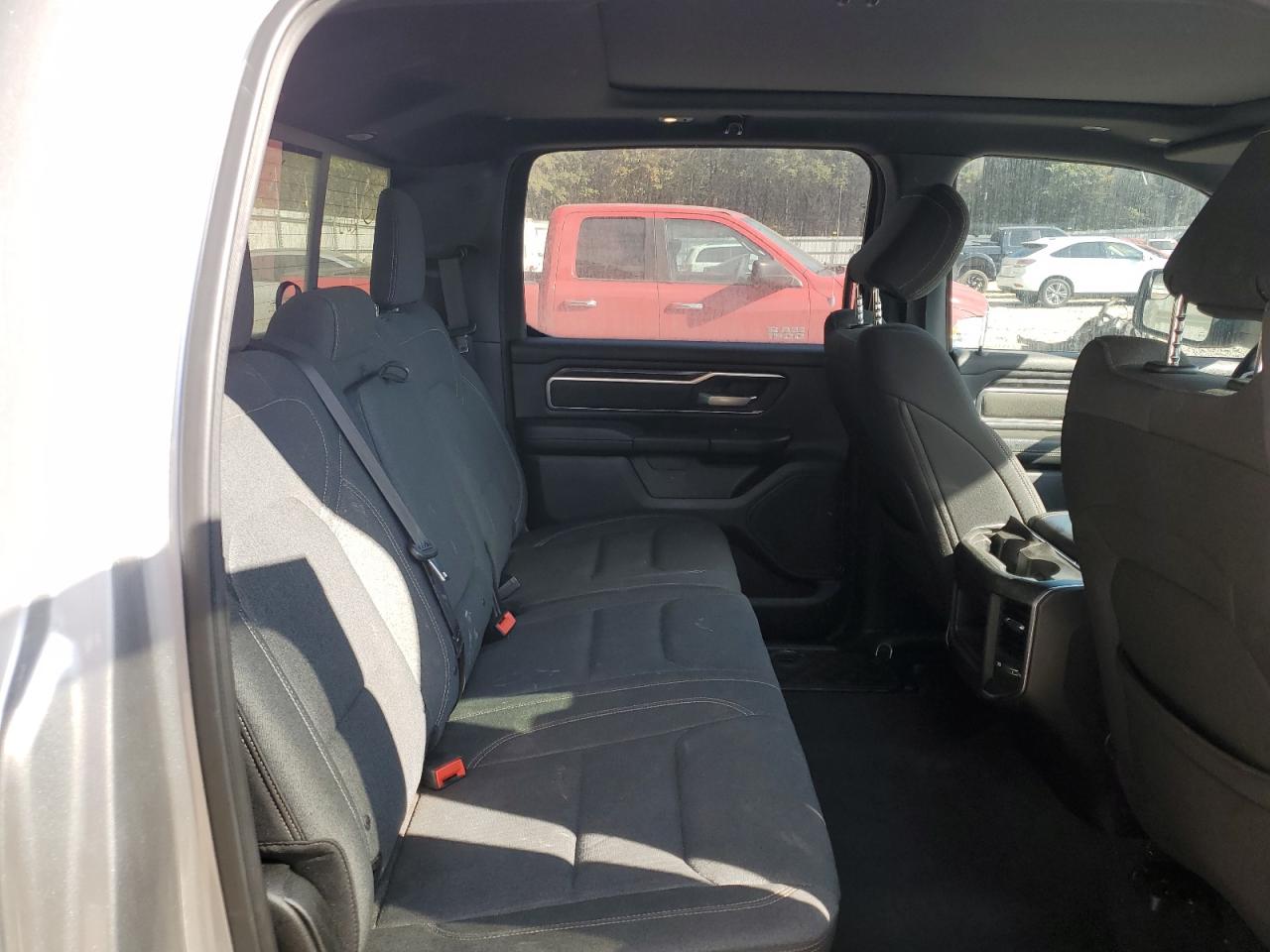 2019 RAM 1500 - Image 10