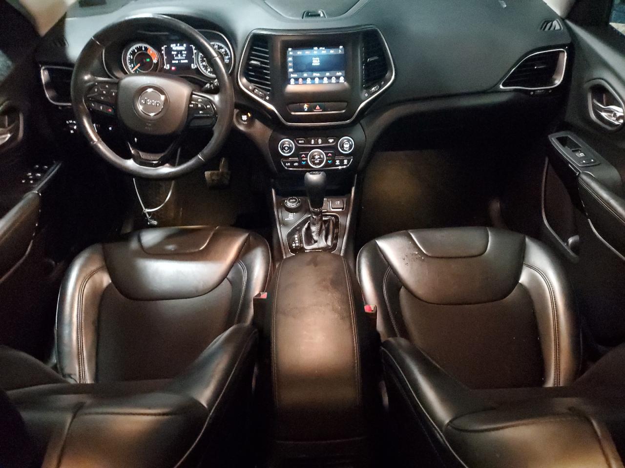 2020 Jeep Grand Cherokee - Image 8