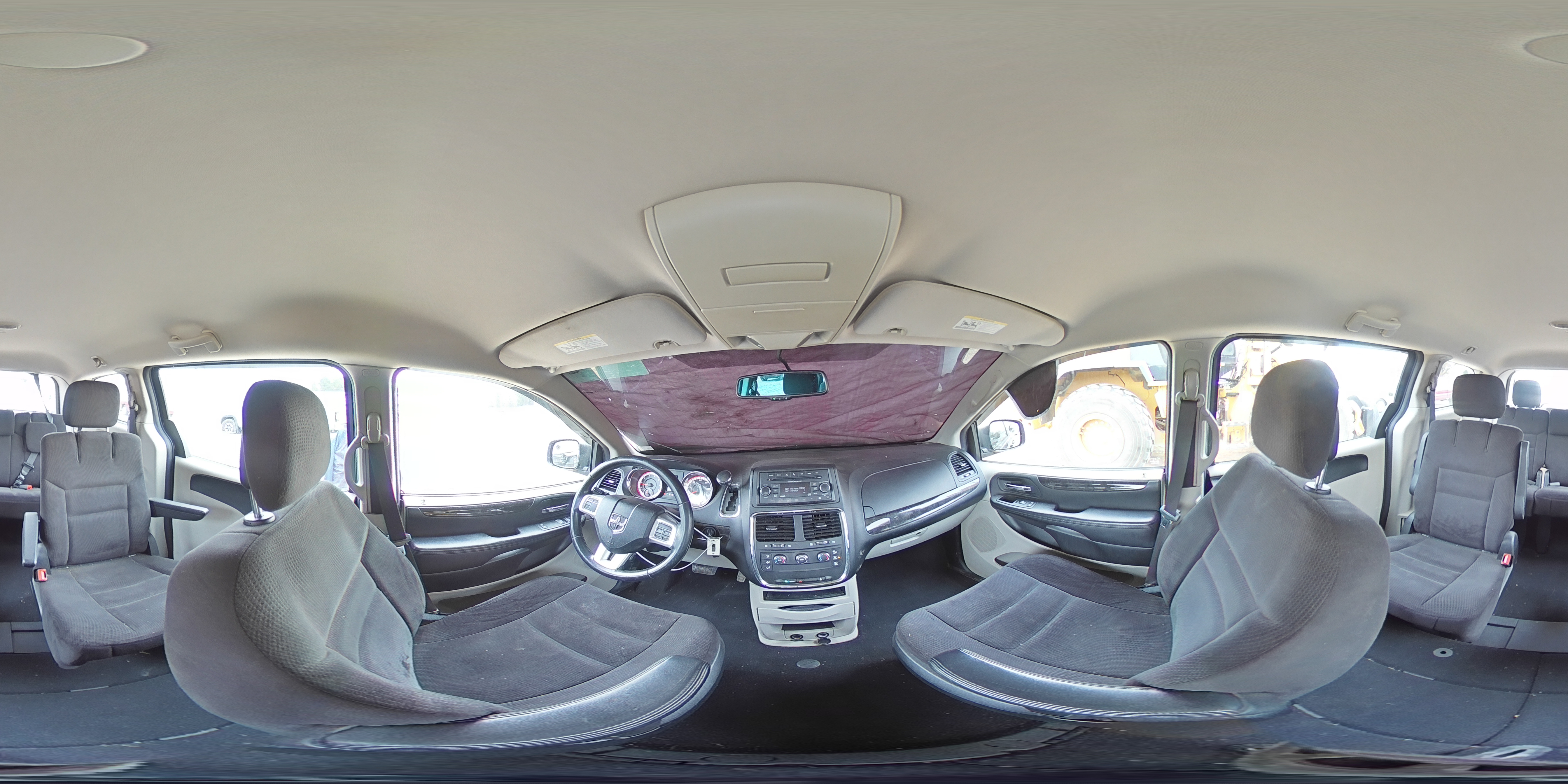 2014 Dodge Caravan - Image 14