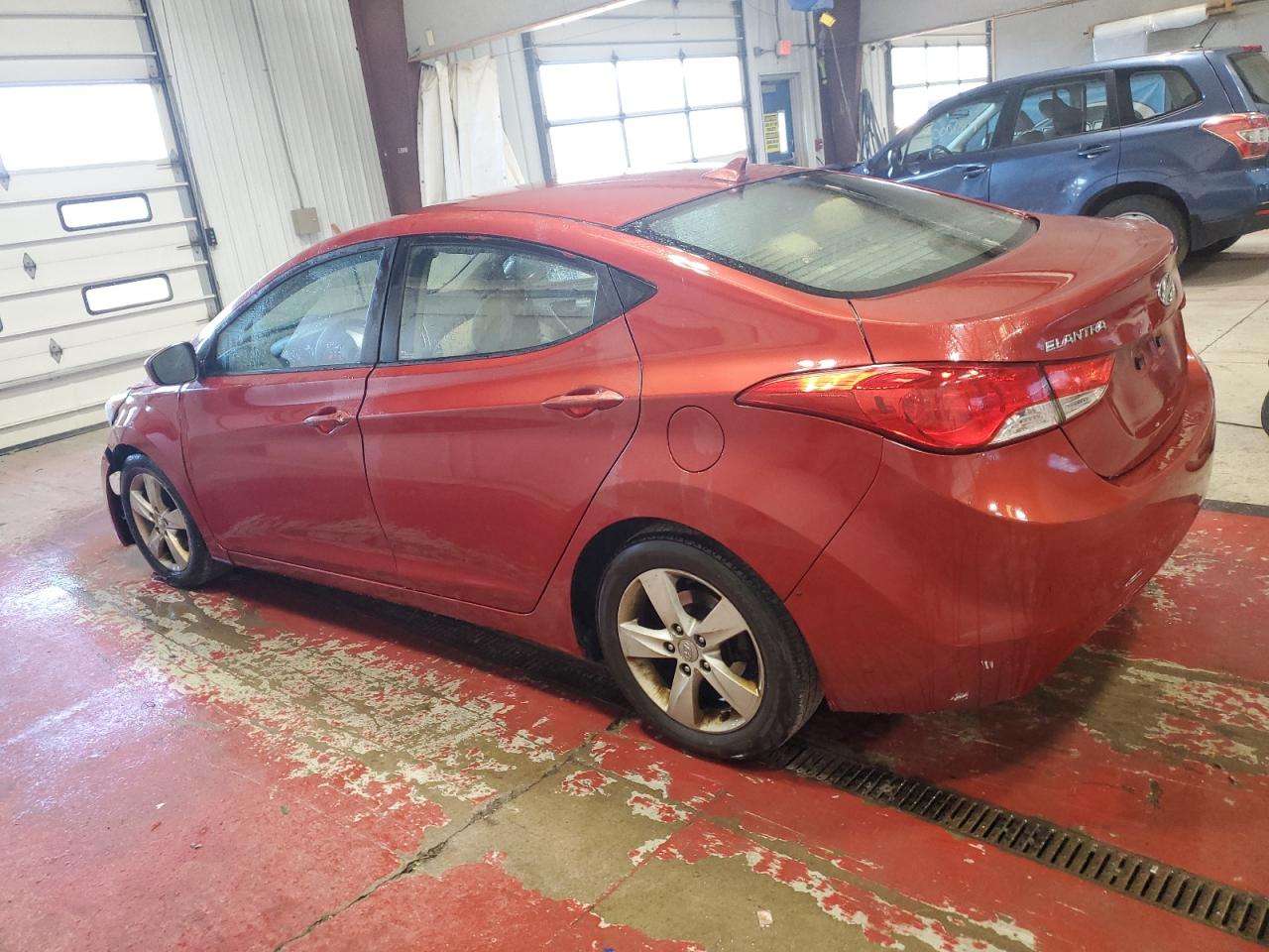 2013 Hyundai Elantra - Image 2