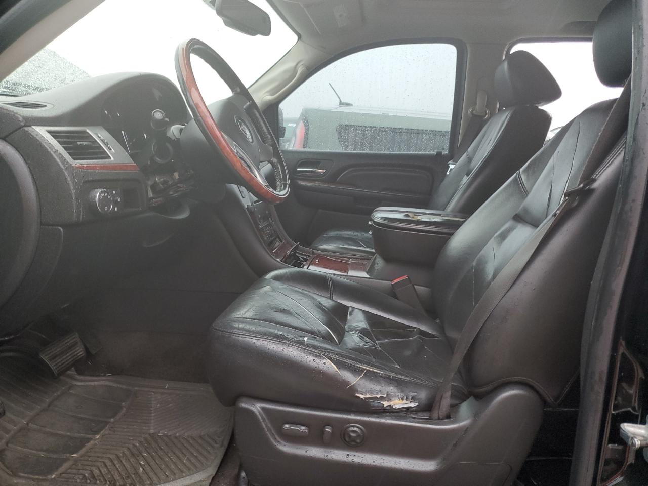 2007 Cadillac Escalade - Image 7