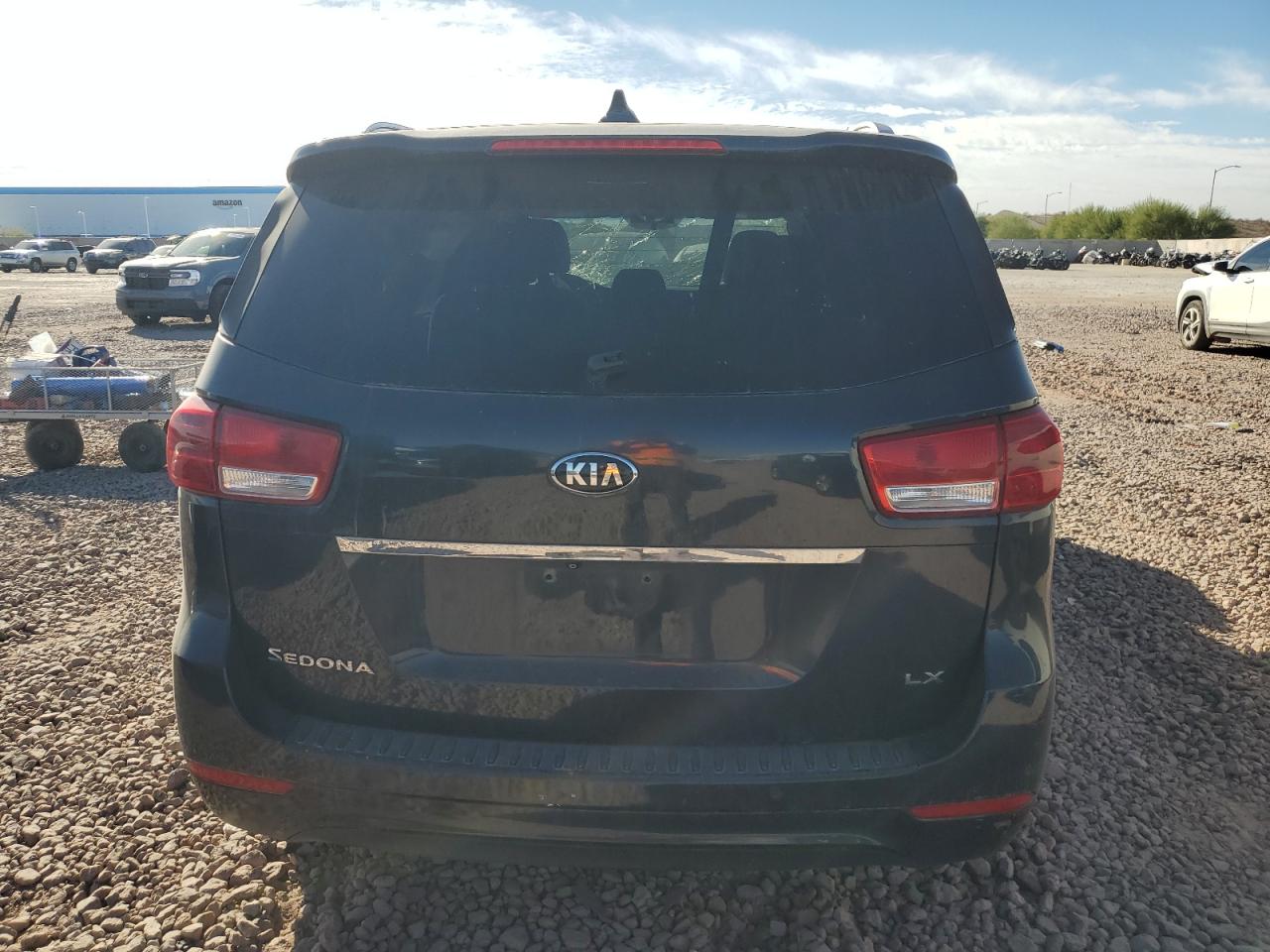 2016 Kia Sedona - Image 6