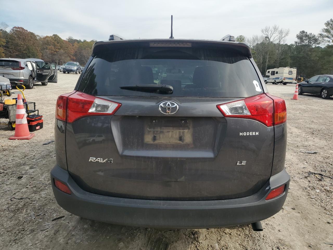 2015 Toyota Rav4 Le VIN: JTMZFREV8FJ037413 Lot: 81299354