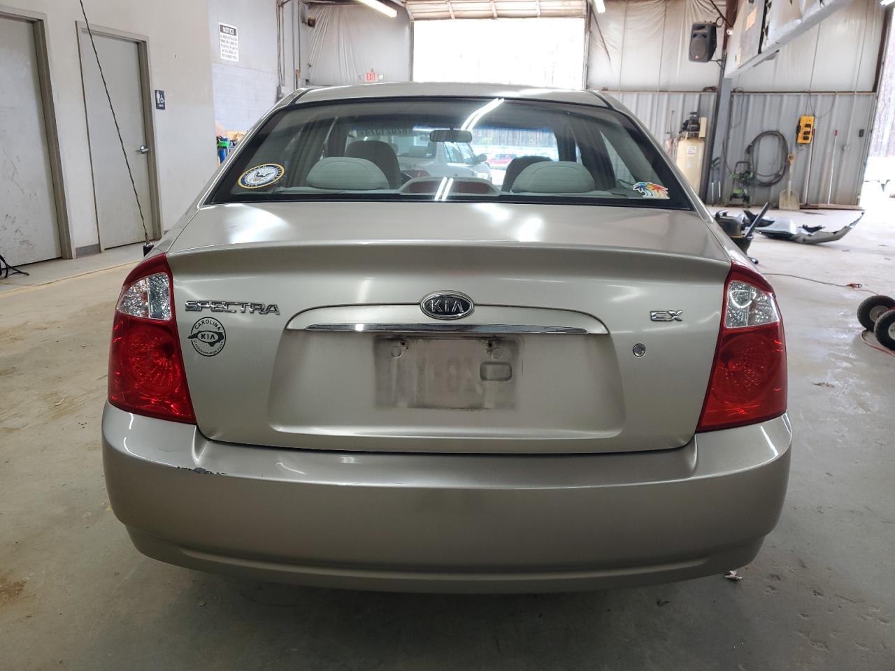 2006 Kia Spectra Lx VIN: KNAFE121365299158 Lot: 82021374