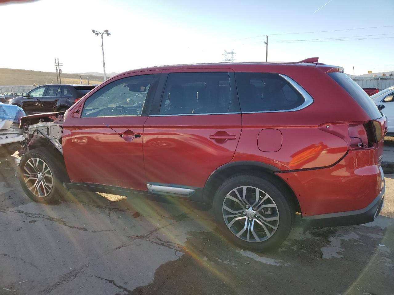 VIN JA4JZ4AX8JZ009145 2018 MITSUBISHI OUTLANDER no.2