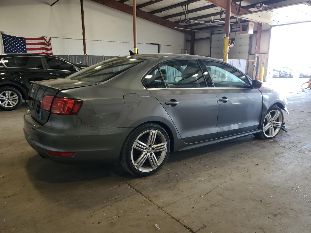 2014 Volkswagen Jetta - Image 3