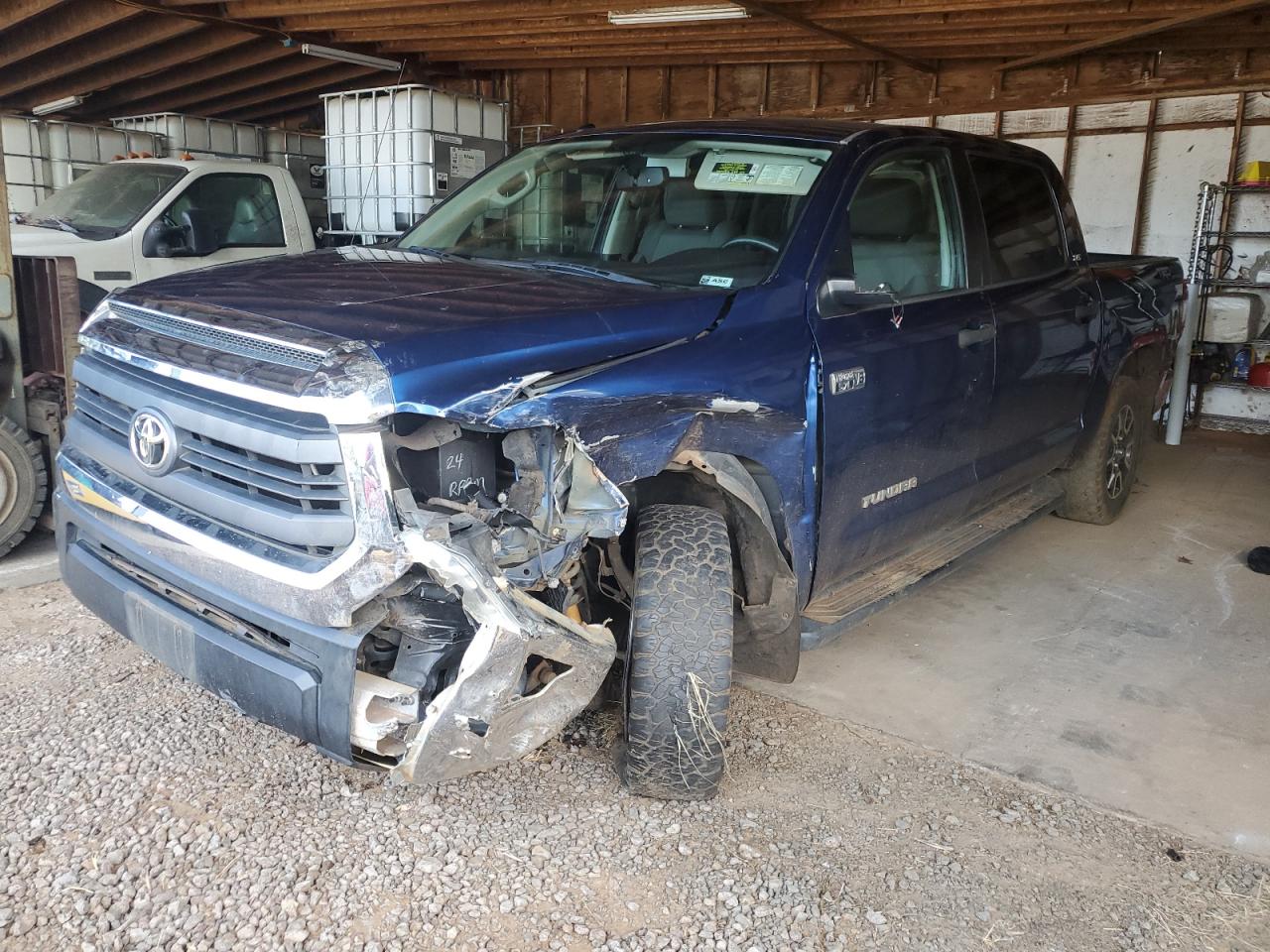 2015 Toyota Tundra - Image 1