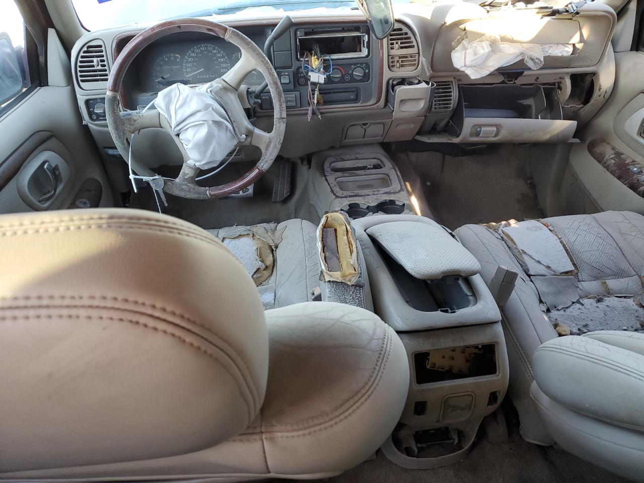 2000 Cadillac Escalade VIN: 1GYEK13R1YR101405 Lot: 61386064