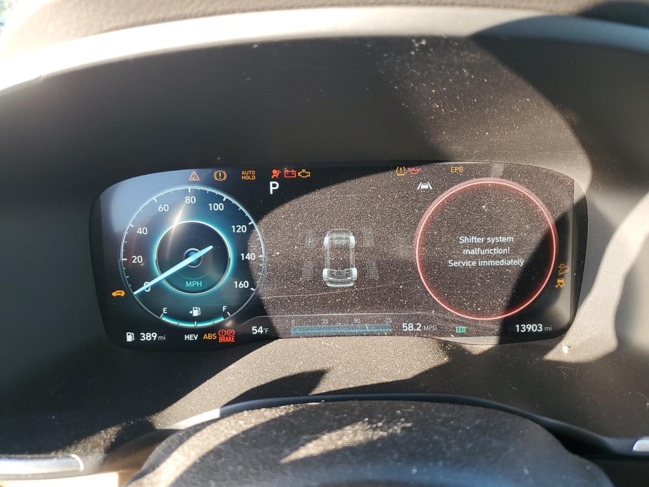 2022 Hyundai Santa Fe - Image 9