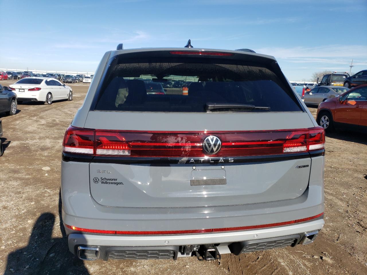 2024 Volkswagen Atlas Peak Edition Sel VIN: 1V2GR2CAXRC620689 Lot: 80887464