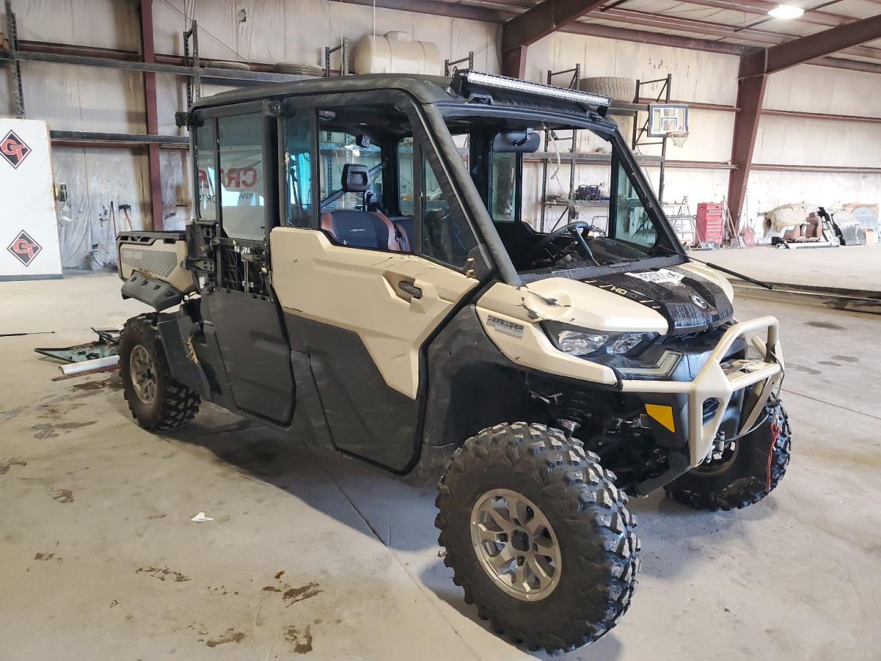 2024 Can-Am Defender Max Limited Cab Hd10 للبيع في Eldridge، IA - All Over