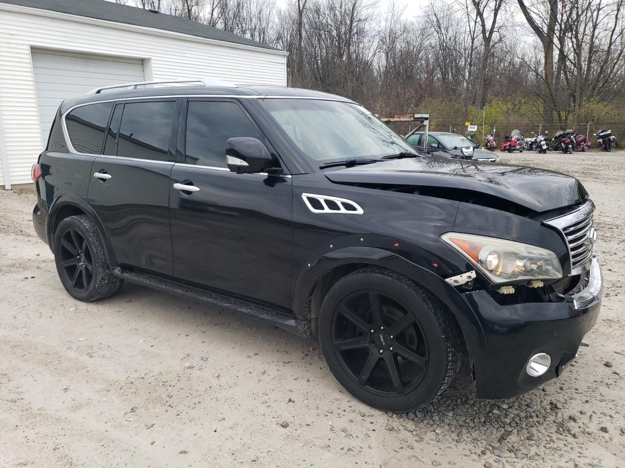 2012 Infiniti QX56 - Image 4