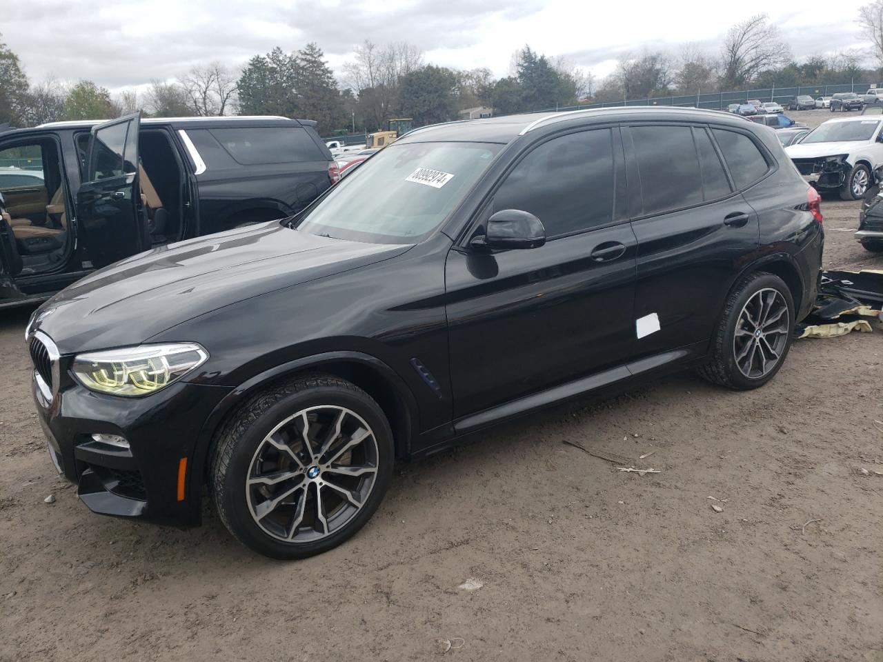 VIN 5UXTR9C52JLC79421 2018 BMW X3 no.1