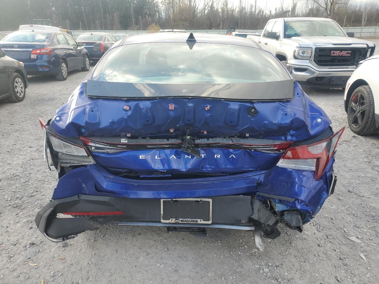 2024 Hyundai Elantra - Image 6
