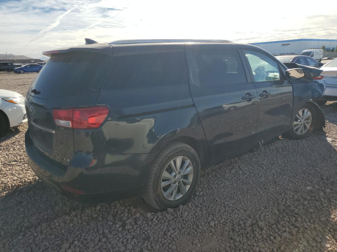 2016 Kia Sedona - Image 3