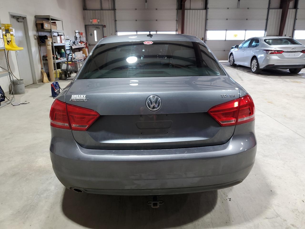 2014 Volkswagen Passat - Image 6