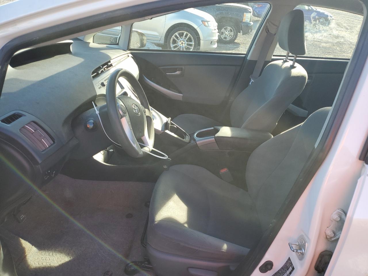 2015 Toyota Prius - Image 7