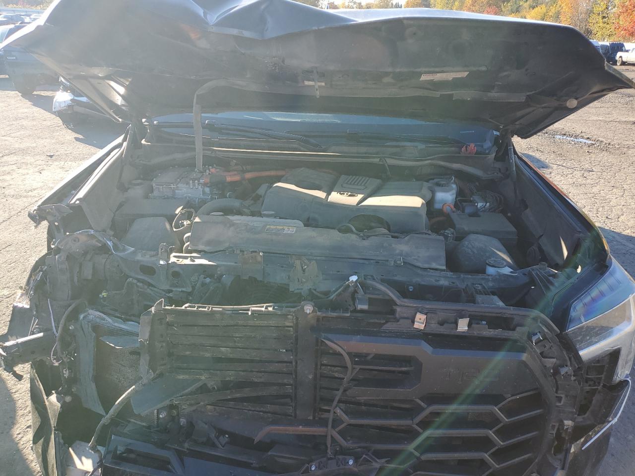2022 Toyota Tundra - Image 11
