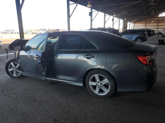 Sedans TOYOTA CAMRY 2012 Szary