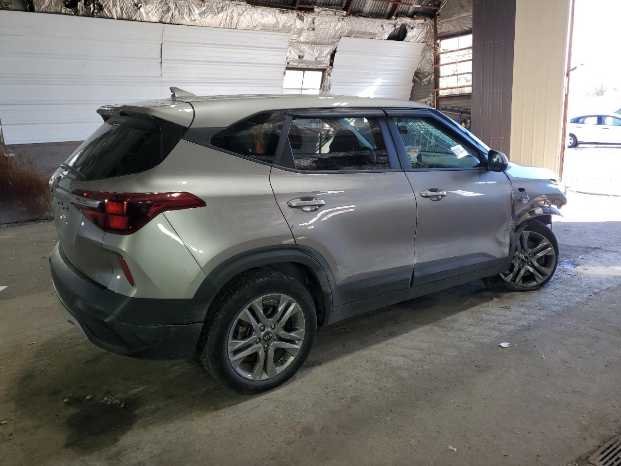 2021 Kia Seltos - Image 3