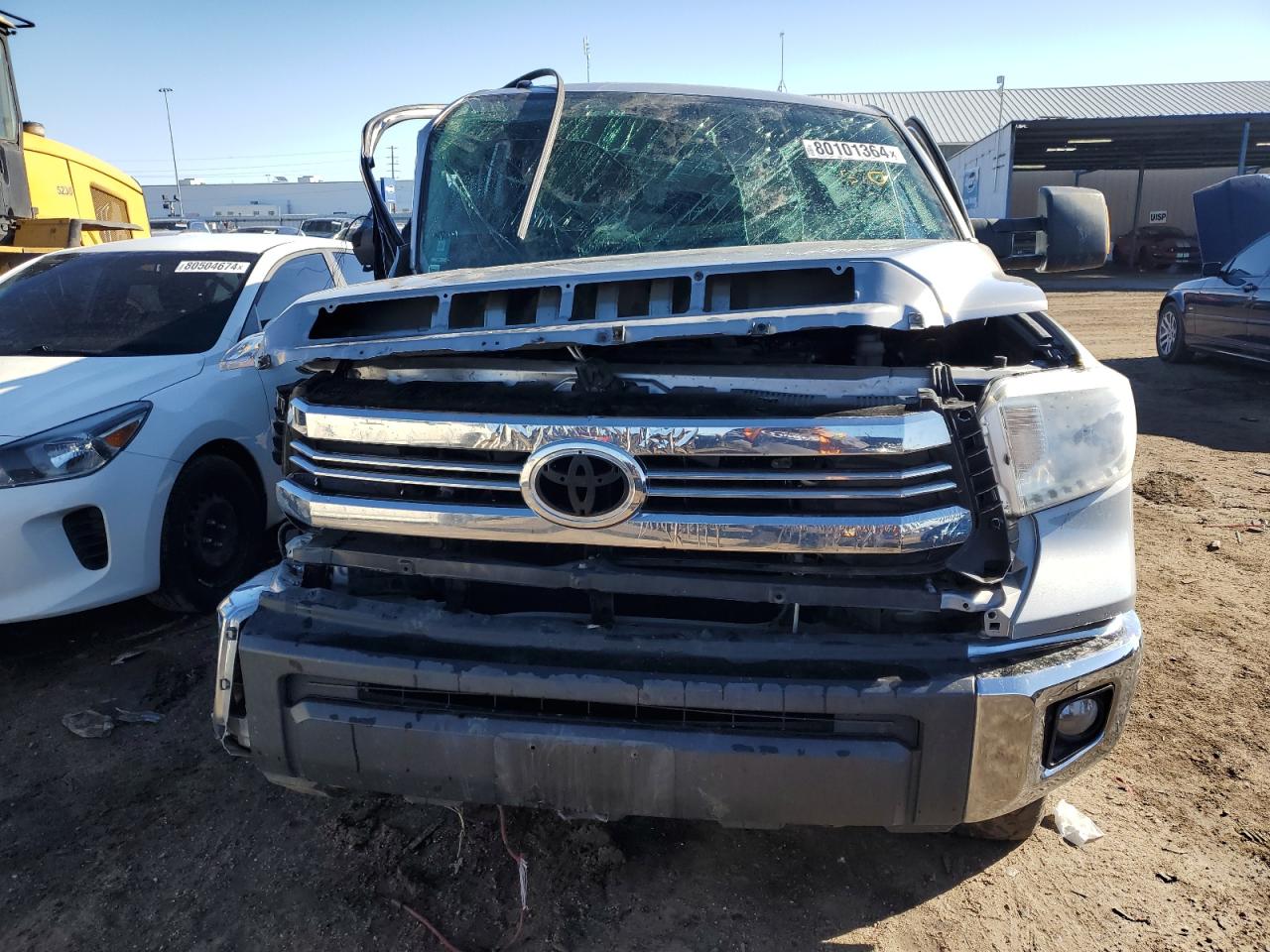 VIN 5TFDW5F14HX611231 2017 TOYOTA TUNDRA no.5