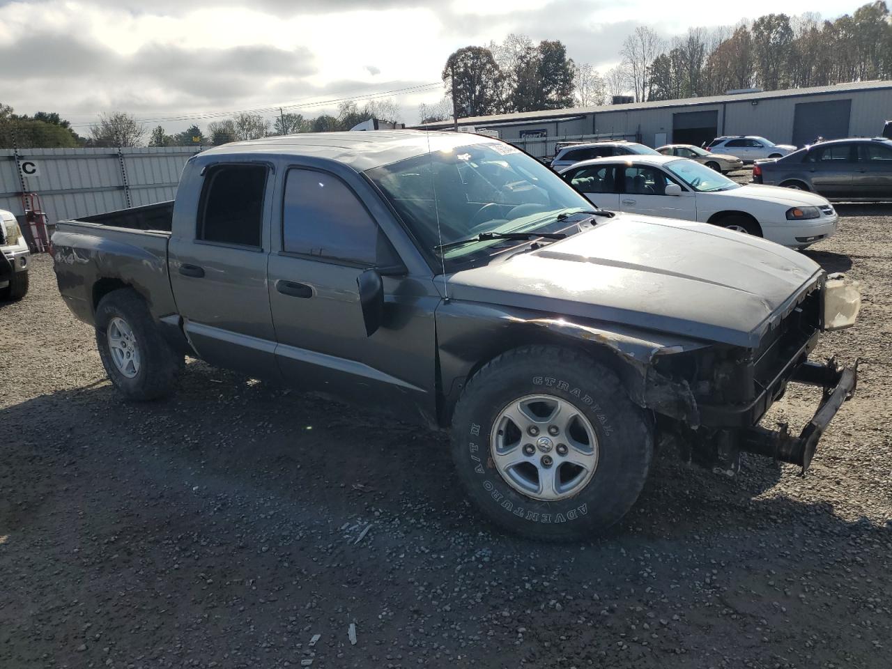 2006 Dodge Dakota - Image 4
