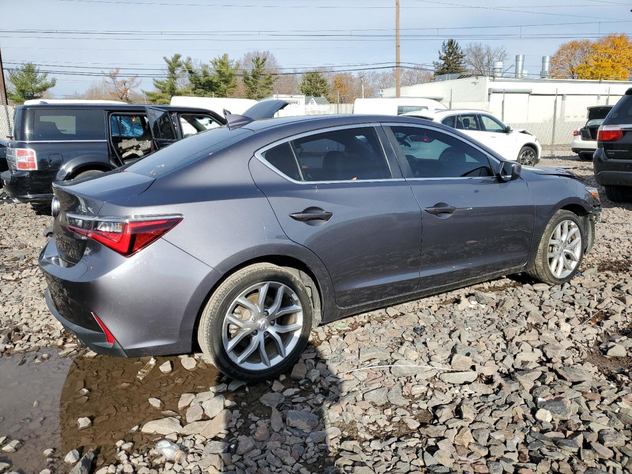 VIN 19UDE2F32KA000502 2019 ACURA ILX no.3