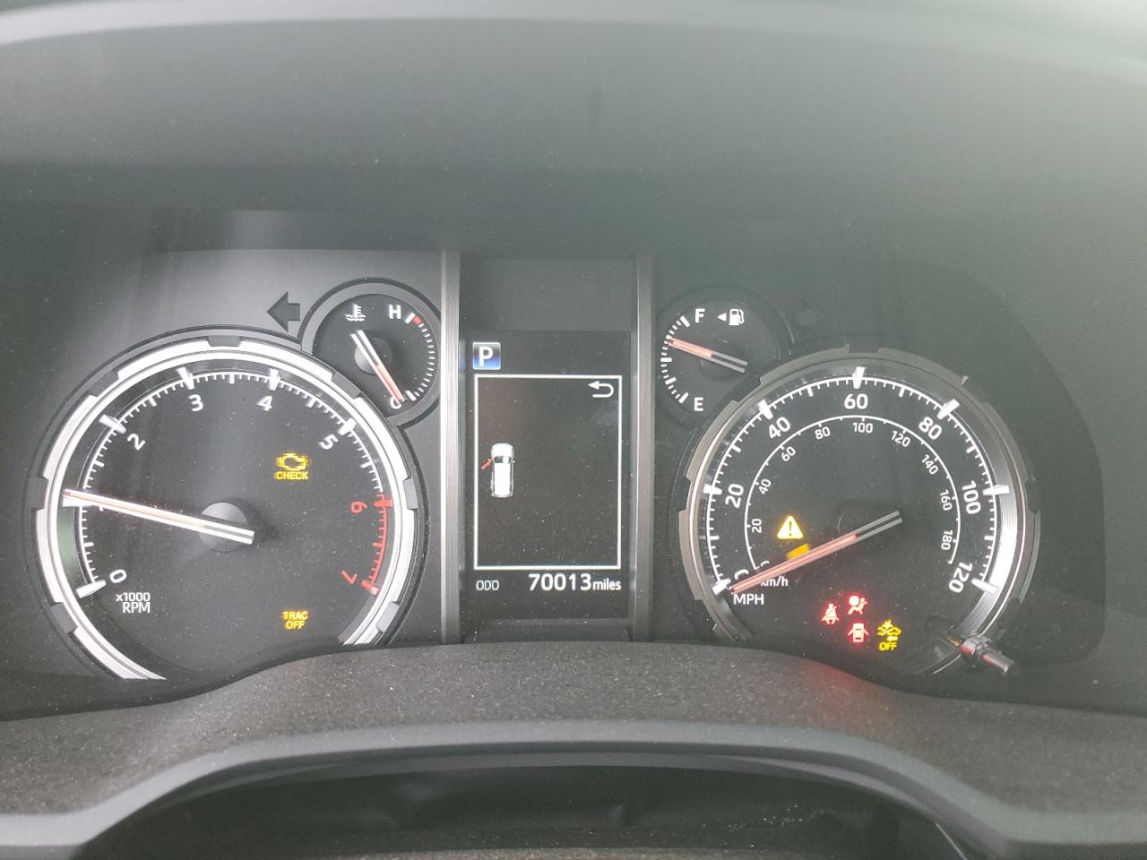 2022 Toyota 4Runner - Image 9