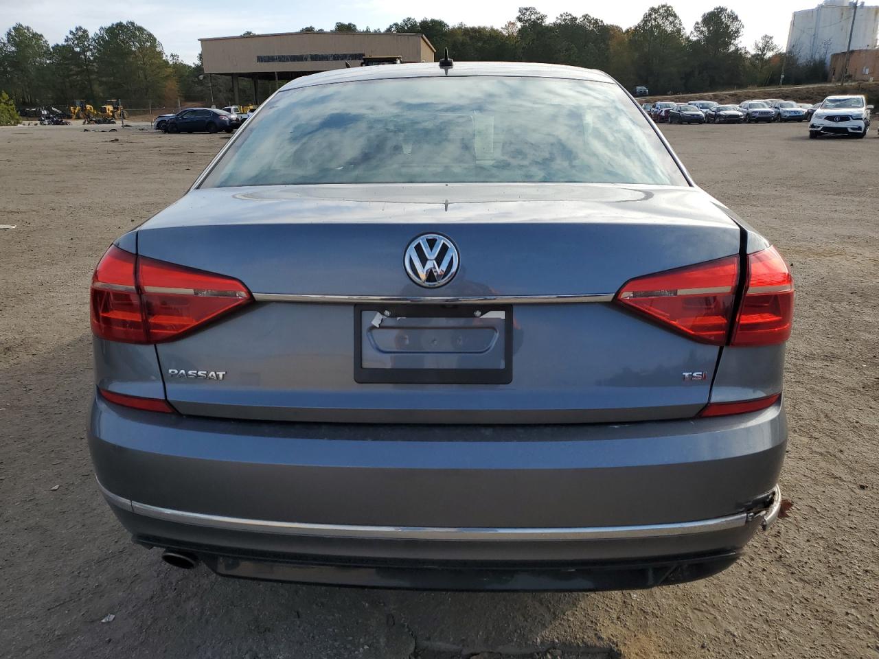 2016 Volkswagen Passat - Image 6