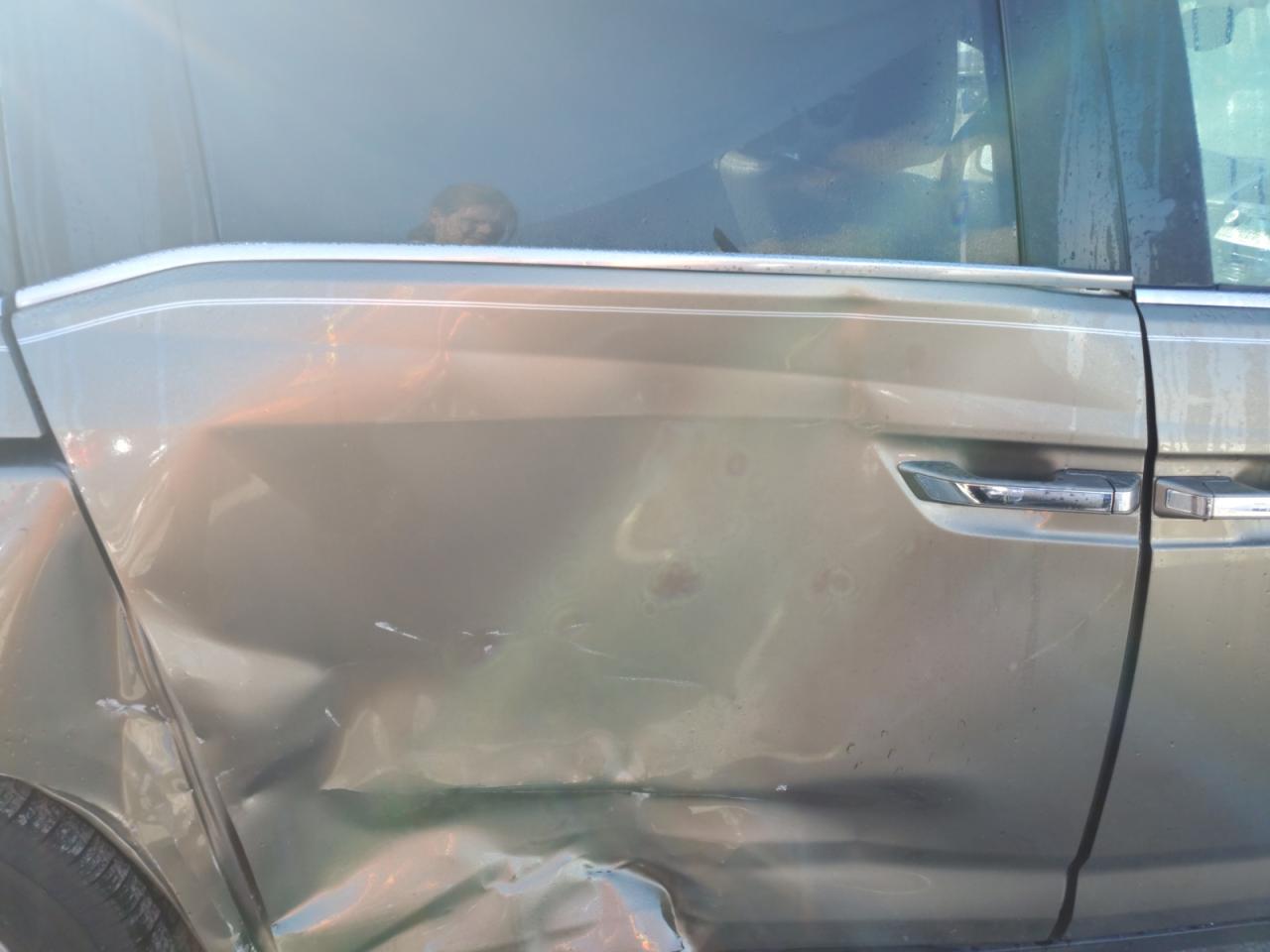 2011 Honda Odyssey - Image 11