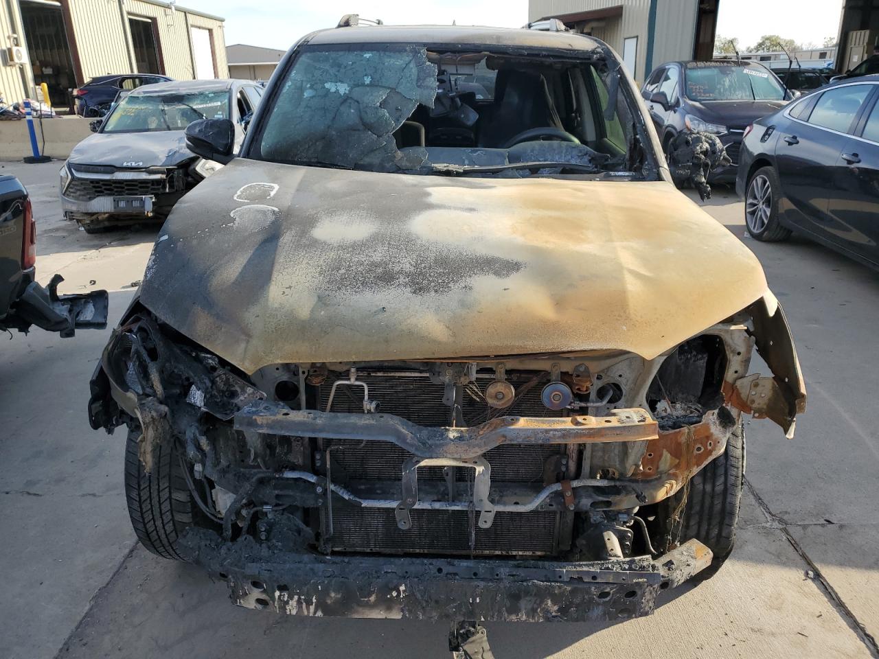 2022 Toyota 4Runner - Image 5