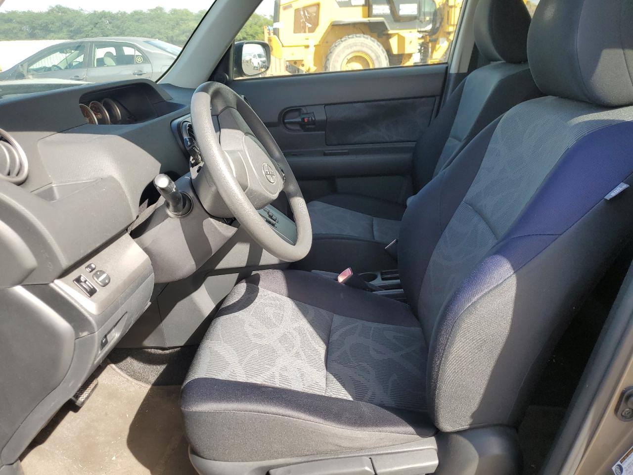 2012 Scion xB - Image 7