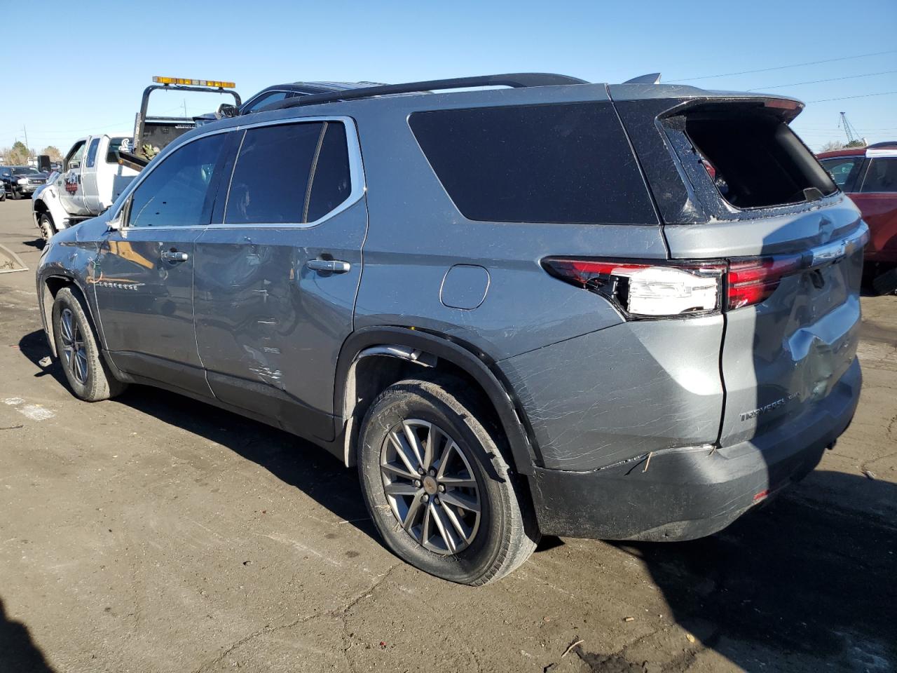 VIN 1GNEVGKW2PJ241815 2023 CHEVROLET TRAVERSE no.2