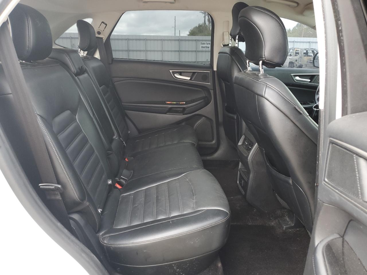 2017 Ford Edge - Image 11