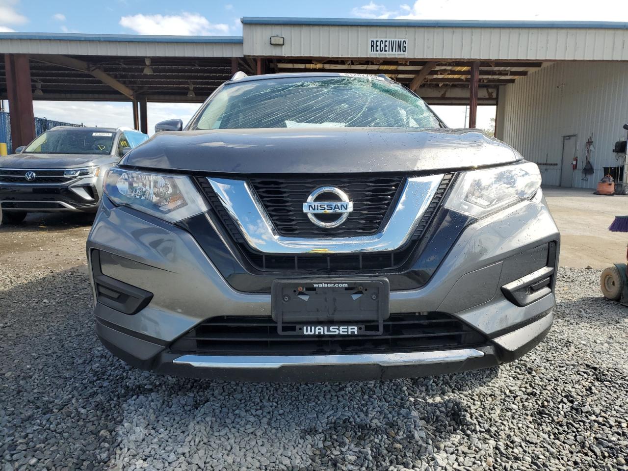 2017 Nissan Rogue - Image 5