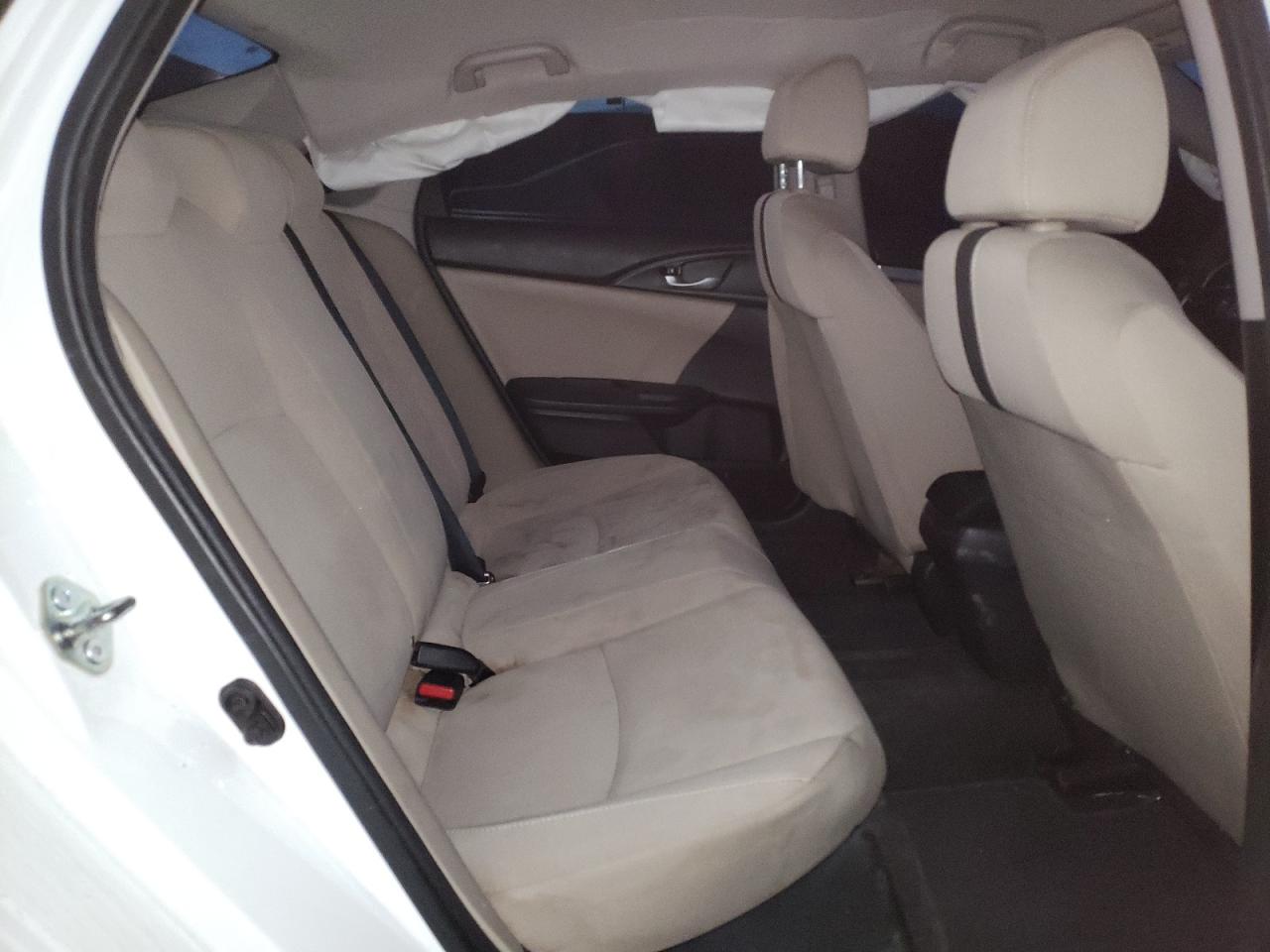 2016 Honda Civic - Image 10