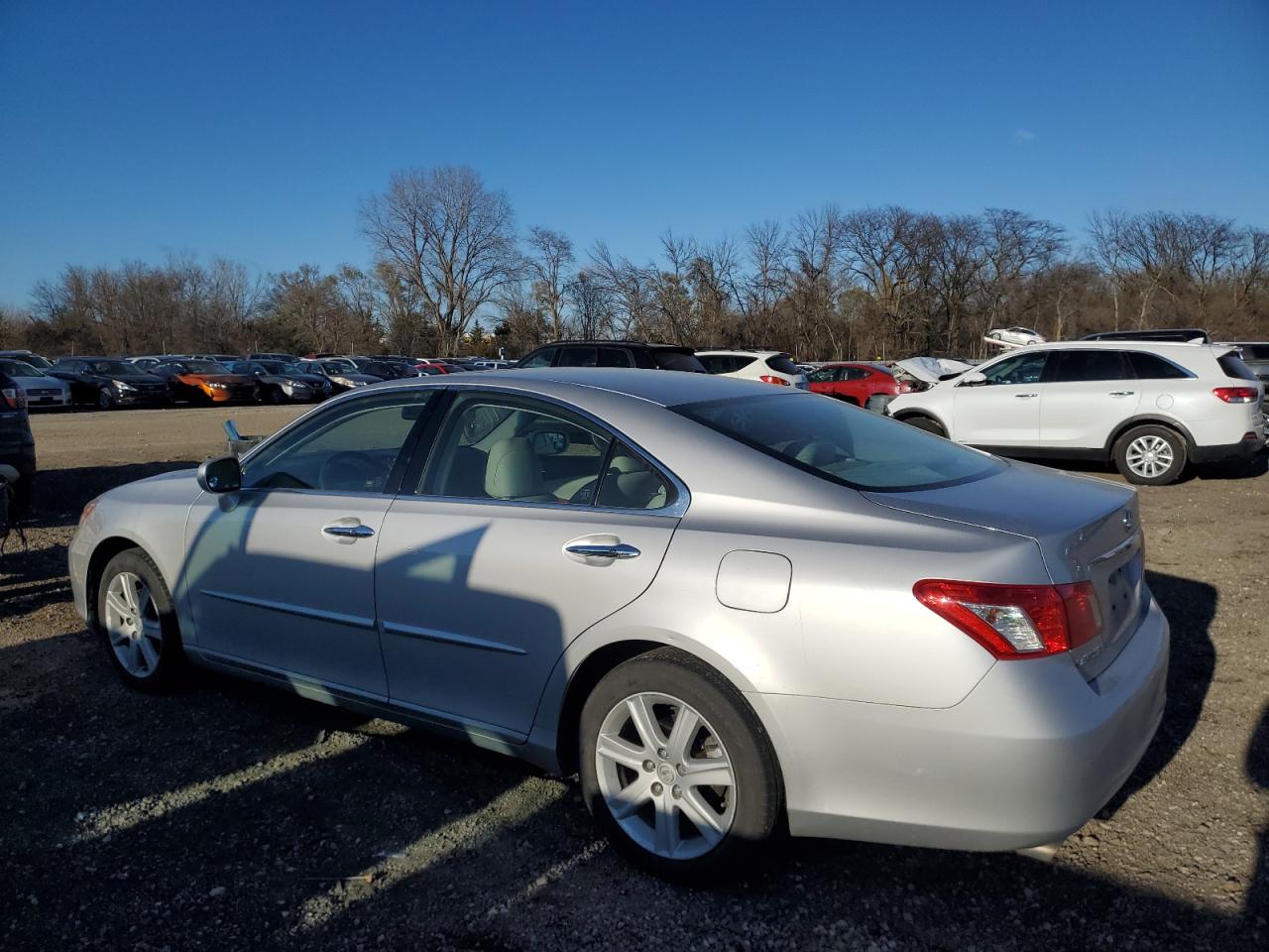 2009 Lexus ES - Image 2