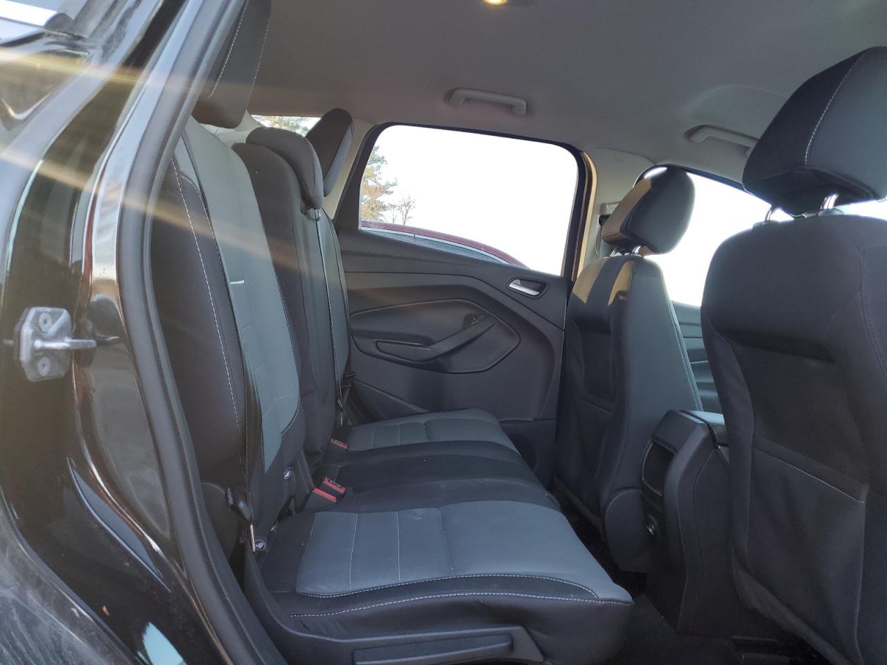 2015 Ford Escape - Image 10