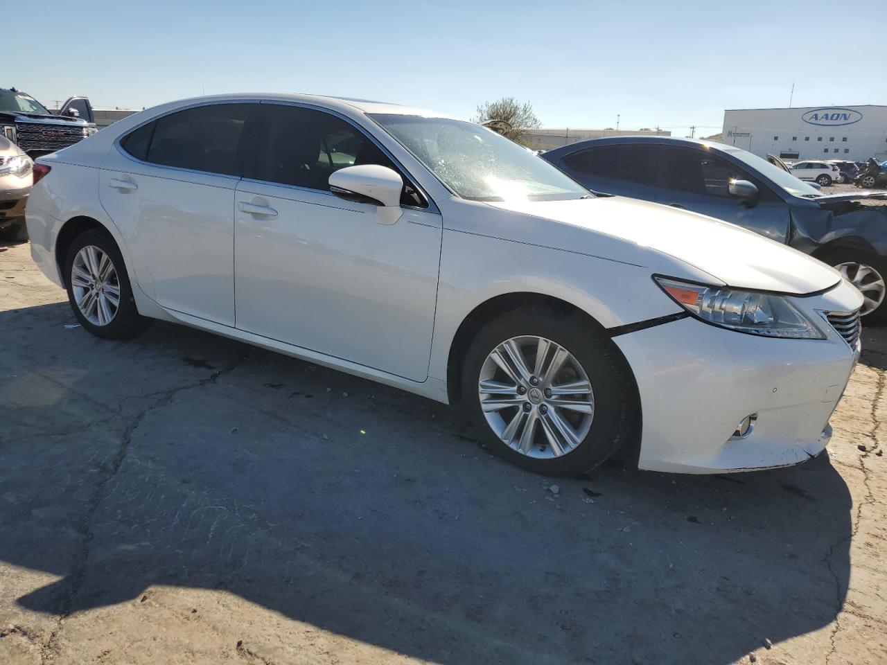 2014 Lexus ES - Image 4