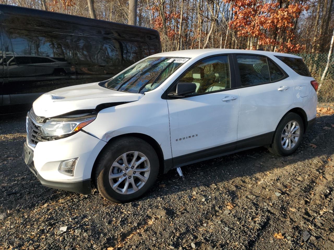 2020 Chevrolet Equinox - Image 1