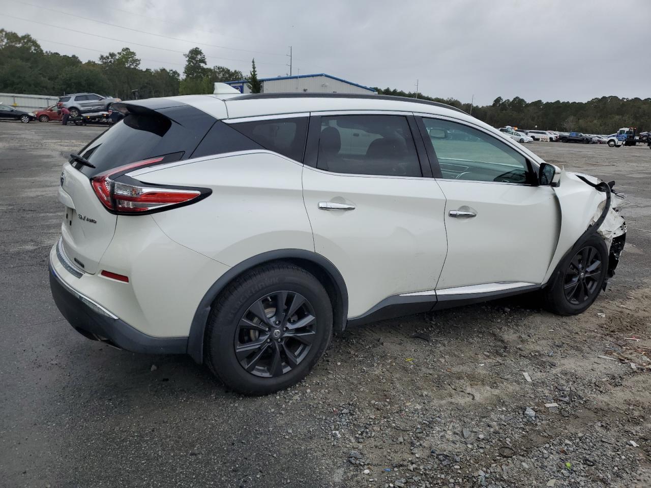 2018 Nissan Murano - Image 3