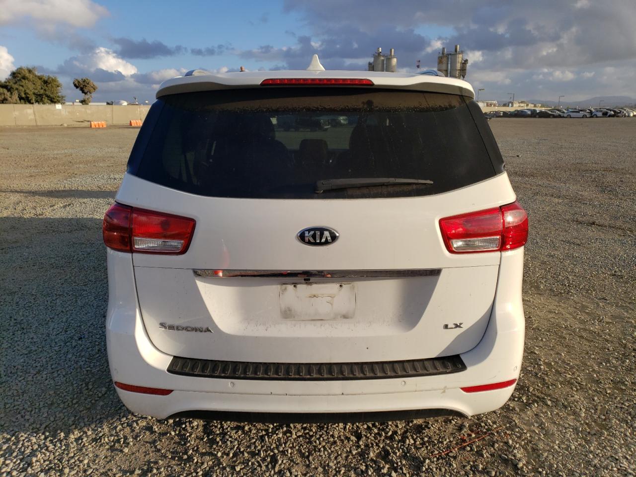 VIN KNDMB5C13H6332178 2017 KIA All Models no.6