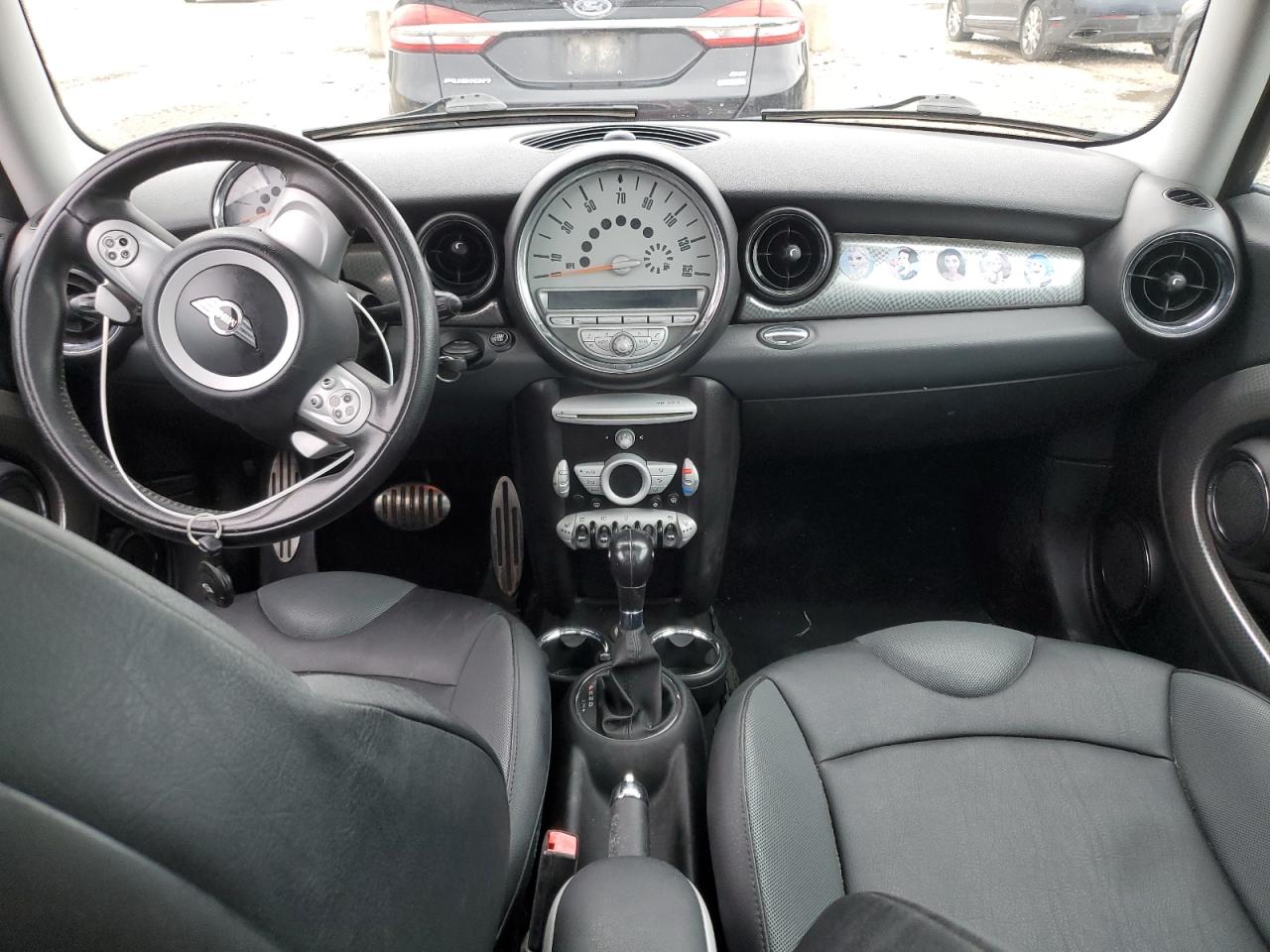 2007 Mini Cooper S VIN: WMWMF73527TL89178 Lot: 79134264