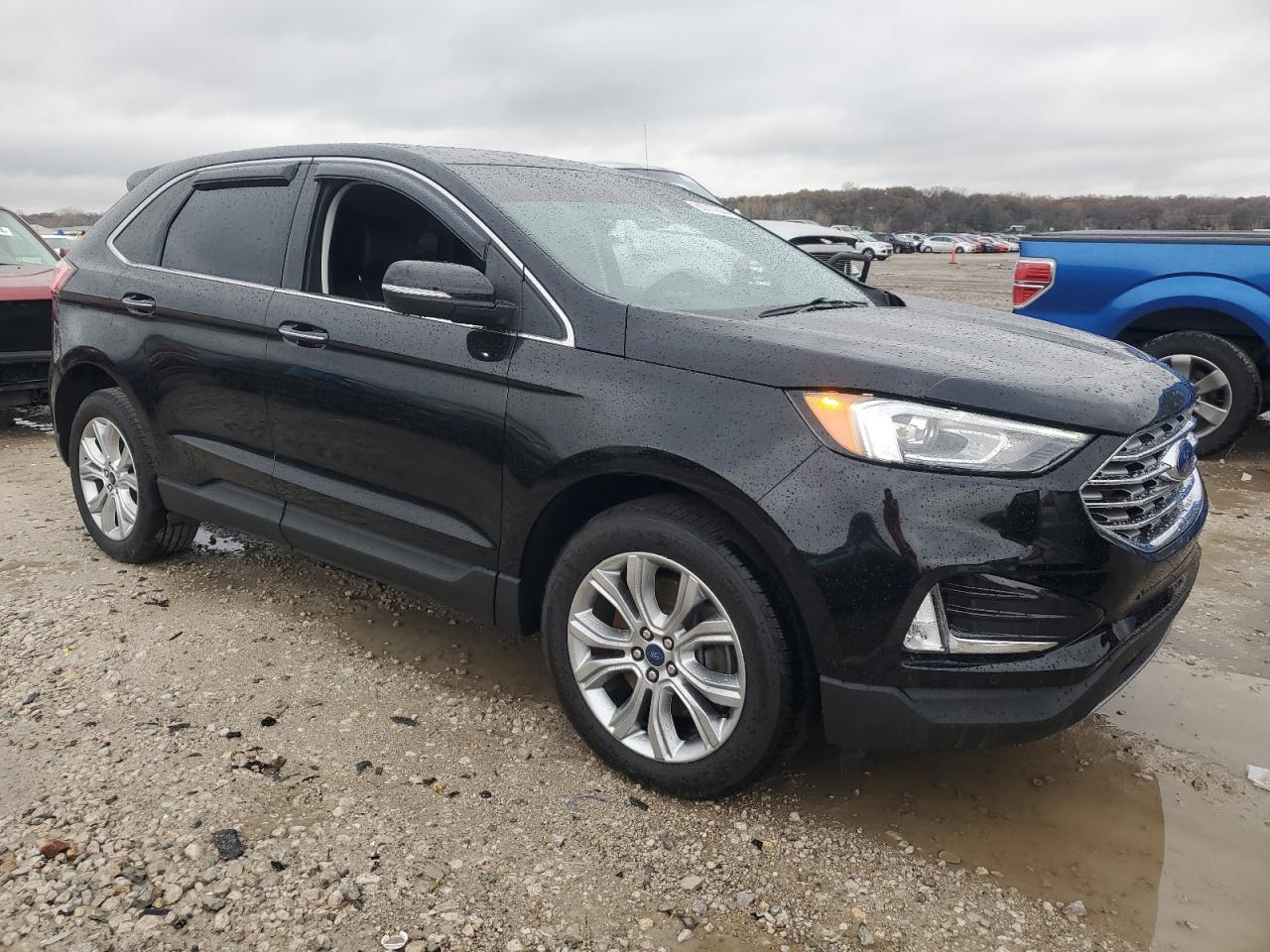 2022 Ford Edge - Image 4